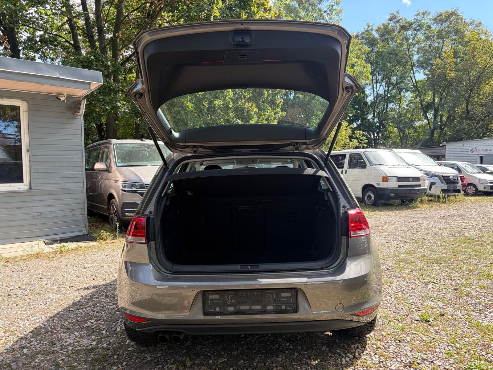 Volkswagen Golf VII 1.4 TSI DSG Highline BMT