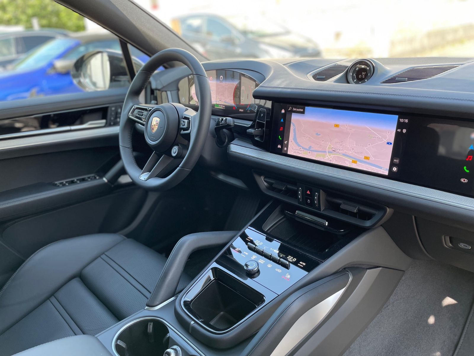 Fahrzeugabbildung Porsche Cayenne E-Hybrid Coupé |ACC|360°|SportDesign|22"