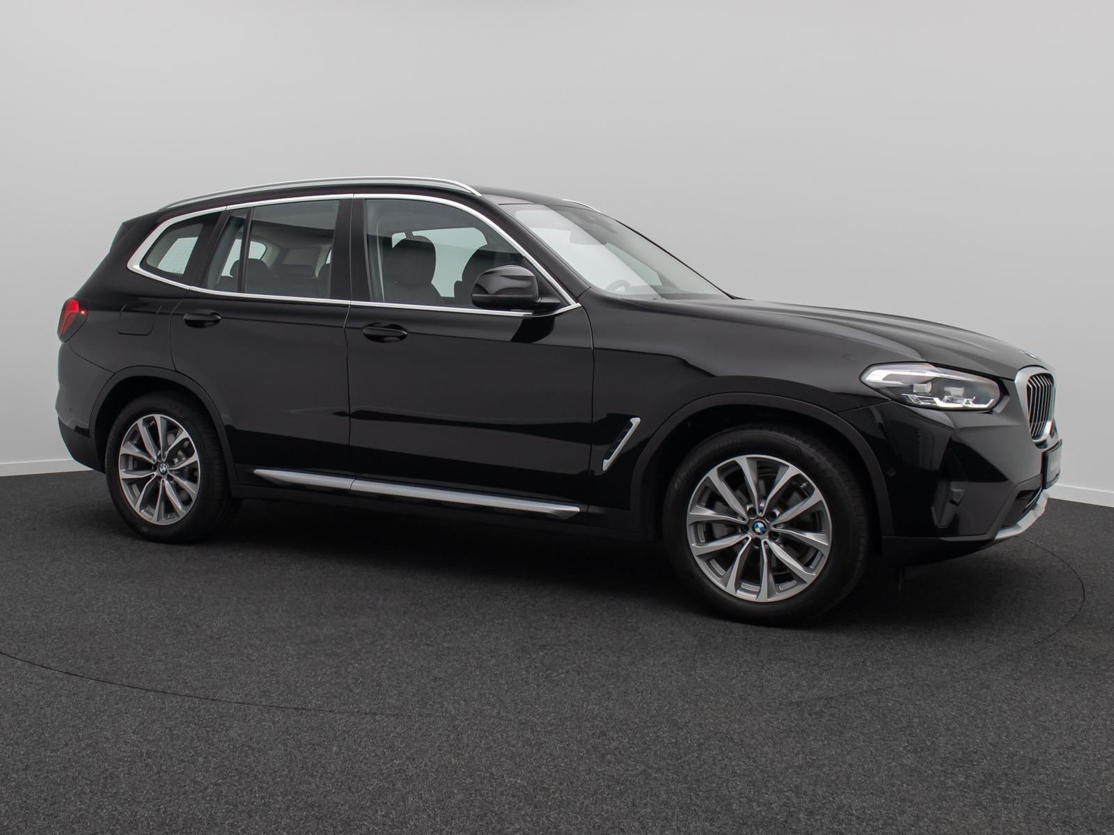 BMW X3 xD20d Kamera DAB DrivAssist LED Sport 19Zoll, миниатюра 4