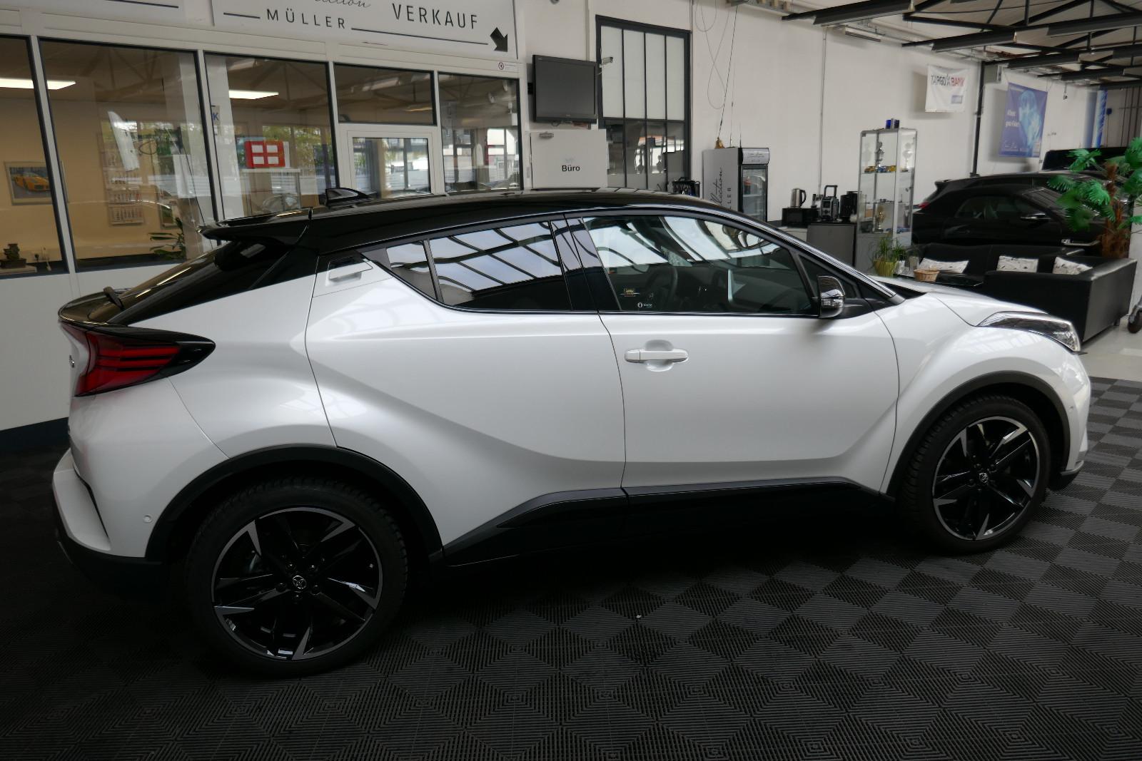 Toyota C-HR Hybrid GR Sport NUR 10TKM*Neuwertig*1.HD