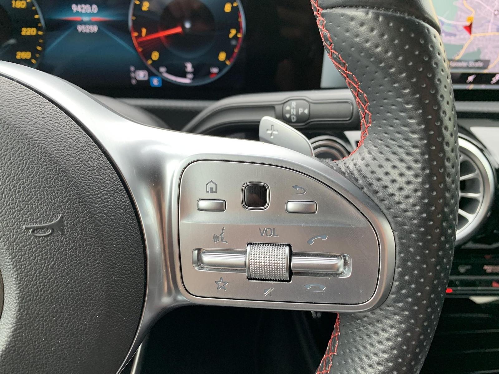 Mercedes-Benz A-Class A200 AMG-Line Ambiente+LED+Kamera+Sound, миниатюра 18