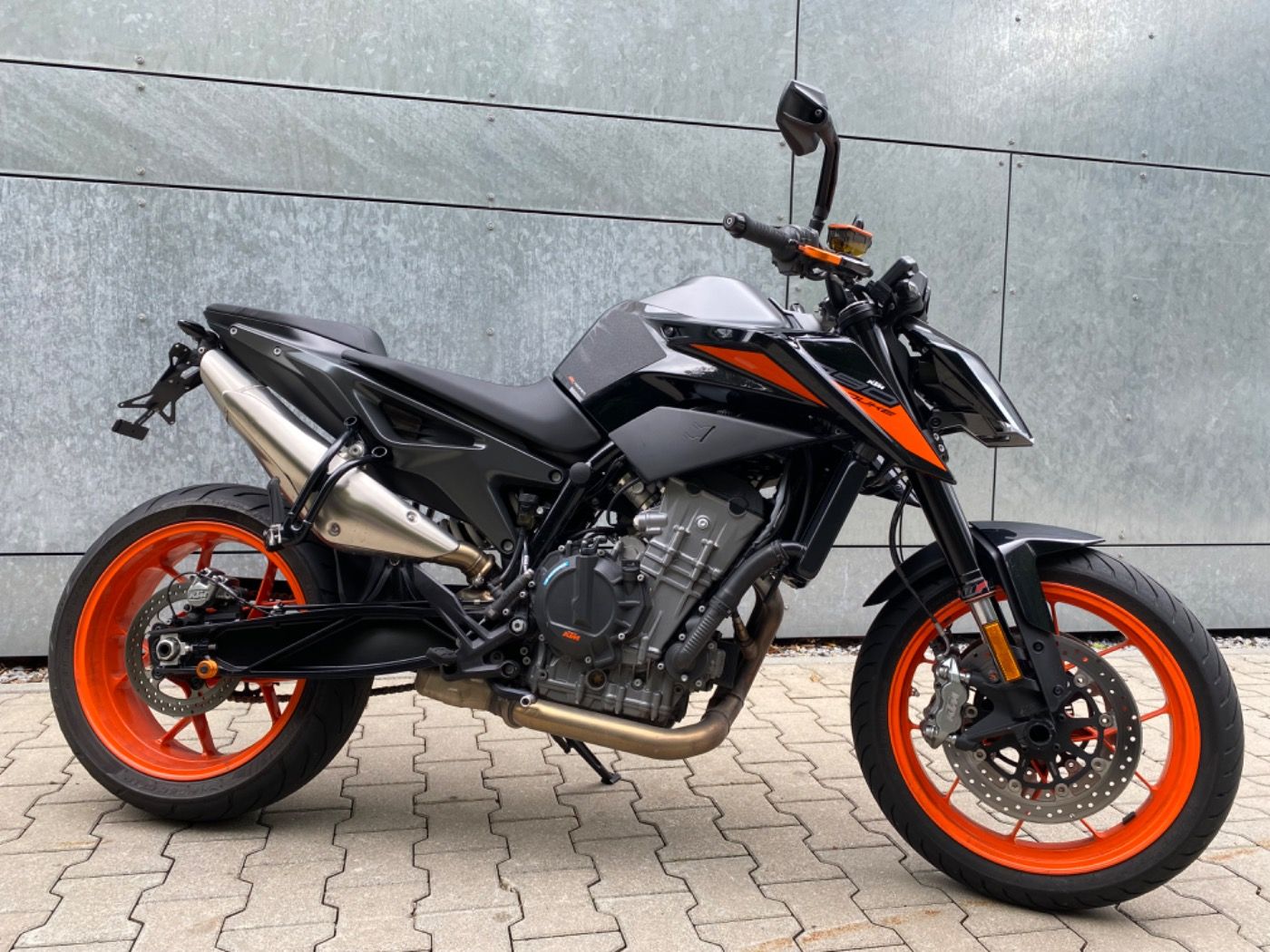 Fahrzeugabbildung KTM 790 Duke Techpack