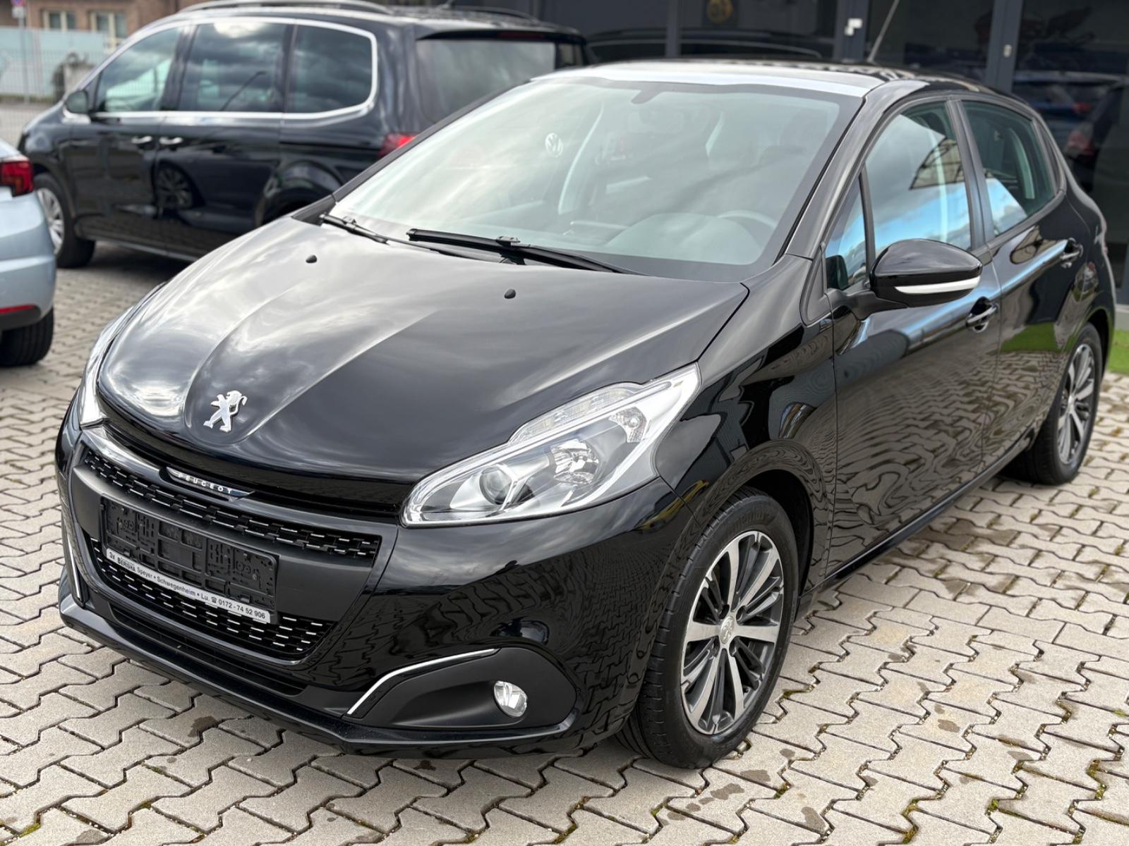 Peugeot 208 Active*Navi*Tempomat*Sitzheizung*PDC*Panoram