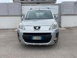 Peugeot Partner Tepee 1.6 HDi 92CV Outdoor - gebrauchte Peugeot Partner Tepee aus dem Jahr 2011