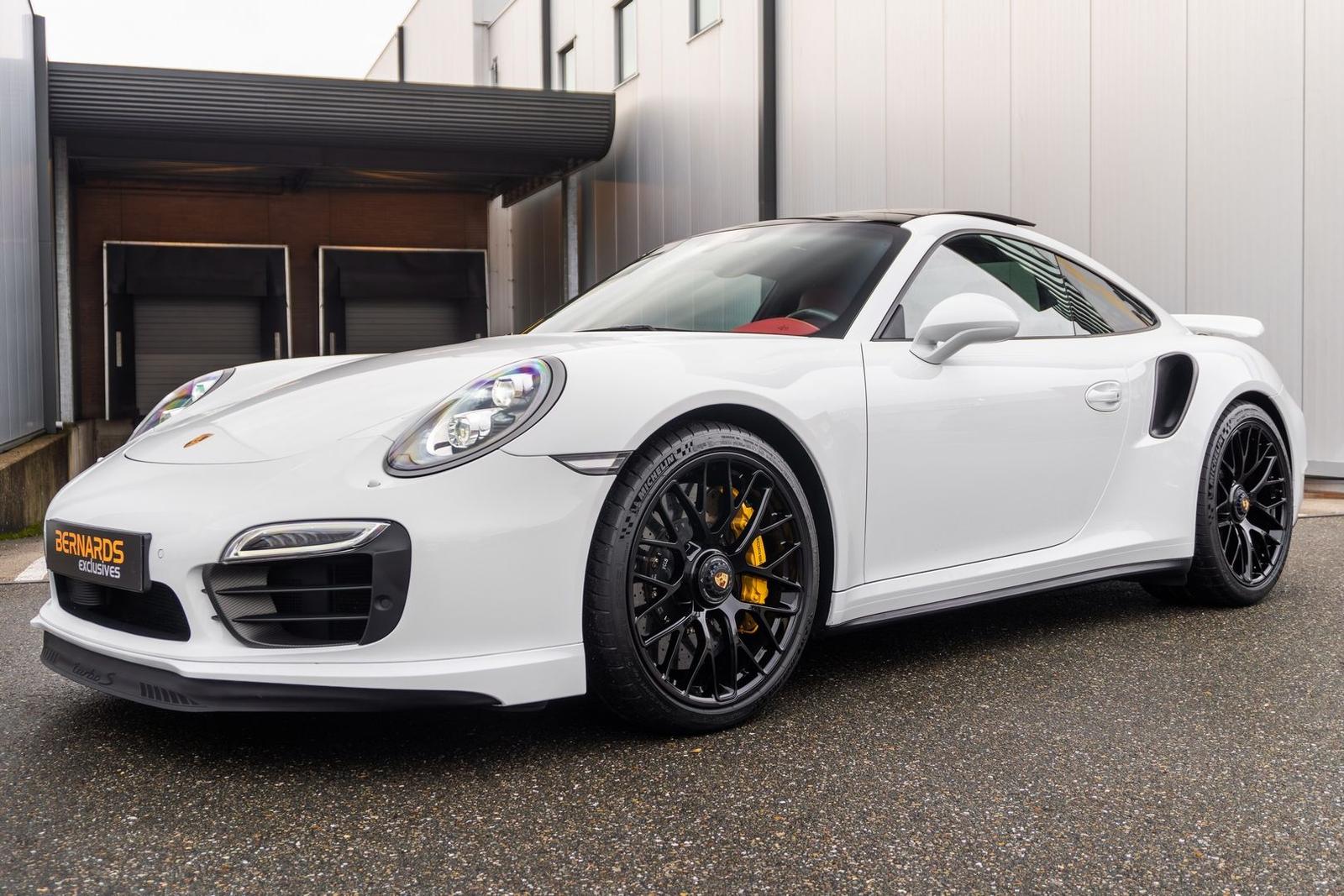 Porsche 991 (991) Turbo S - Pure White - Burmester - Car