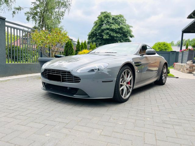 Aston Martin V8 Vantage 4.7l / NUR 28.000 KM