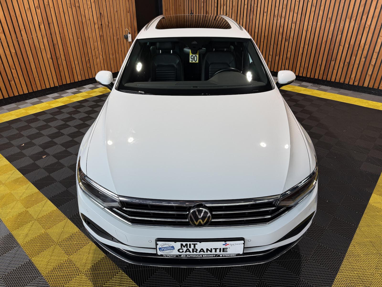 Volkswagen Passat TDI Elegance Navi*IQ*Kam*AHK*Pano, миниатюра 3