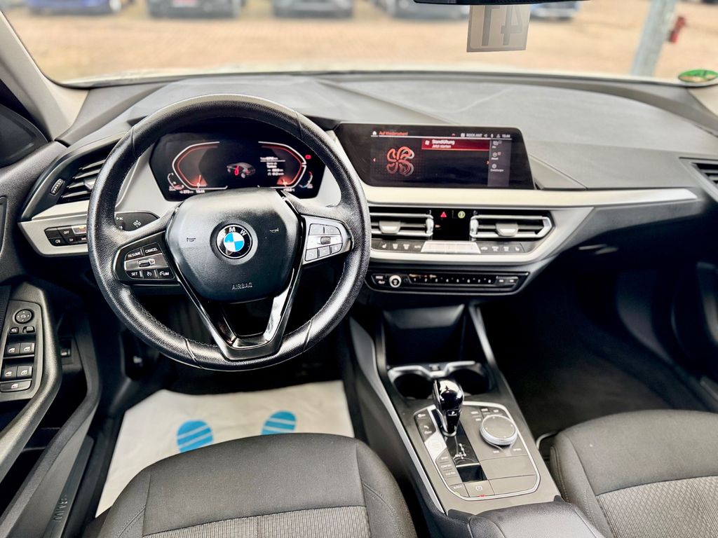 BMW 118 d Advantage Virtual LED | Navi | Shz | PDC – Ansicht 9