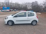 Renault Twingo Expression 1.2/neue Kupplung u Zahnriemen - Renault Twingo Gebrauchtwagen in München