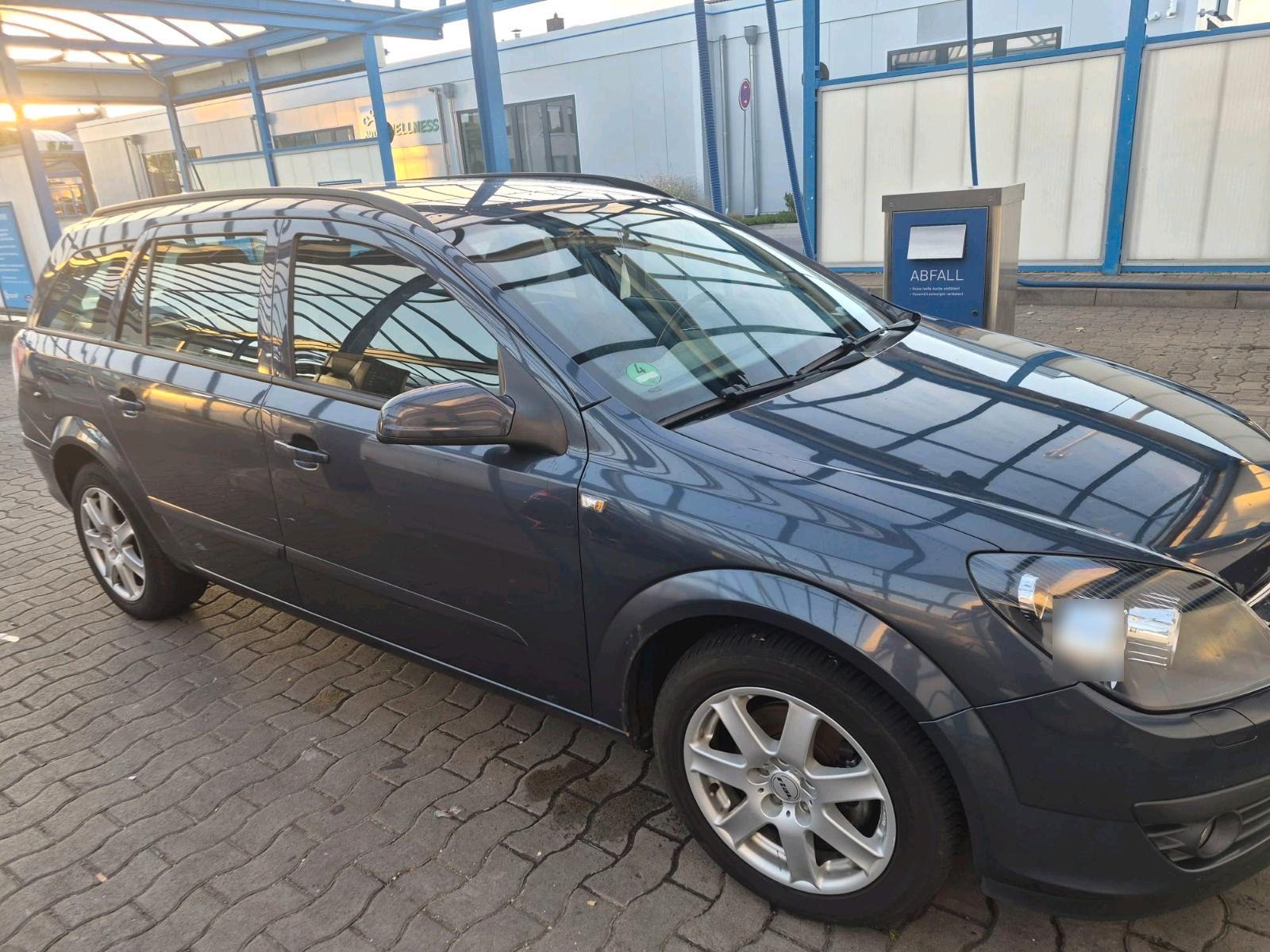 Opel Astra 2006 — photo 13
