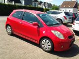 Toyota Yaris TS - Toyota Yaris: Ts