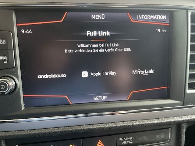 Leon ST Style 2.0 TDI Navi LED Sperrdiff. Apple 