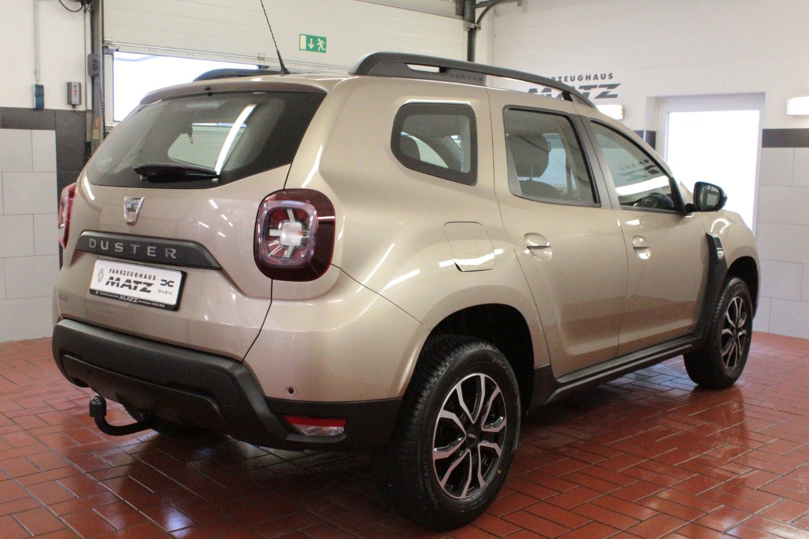 Fahrzeugabbildung Dacia Duster Tce100 Comfort 2WD*AHK*