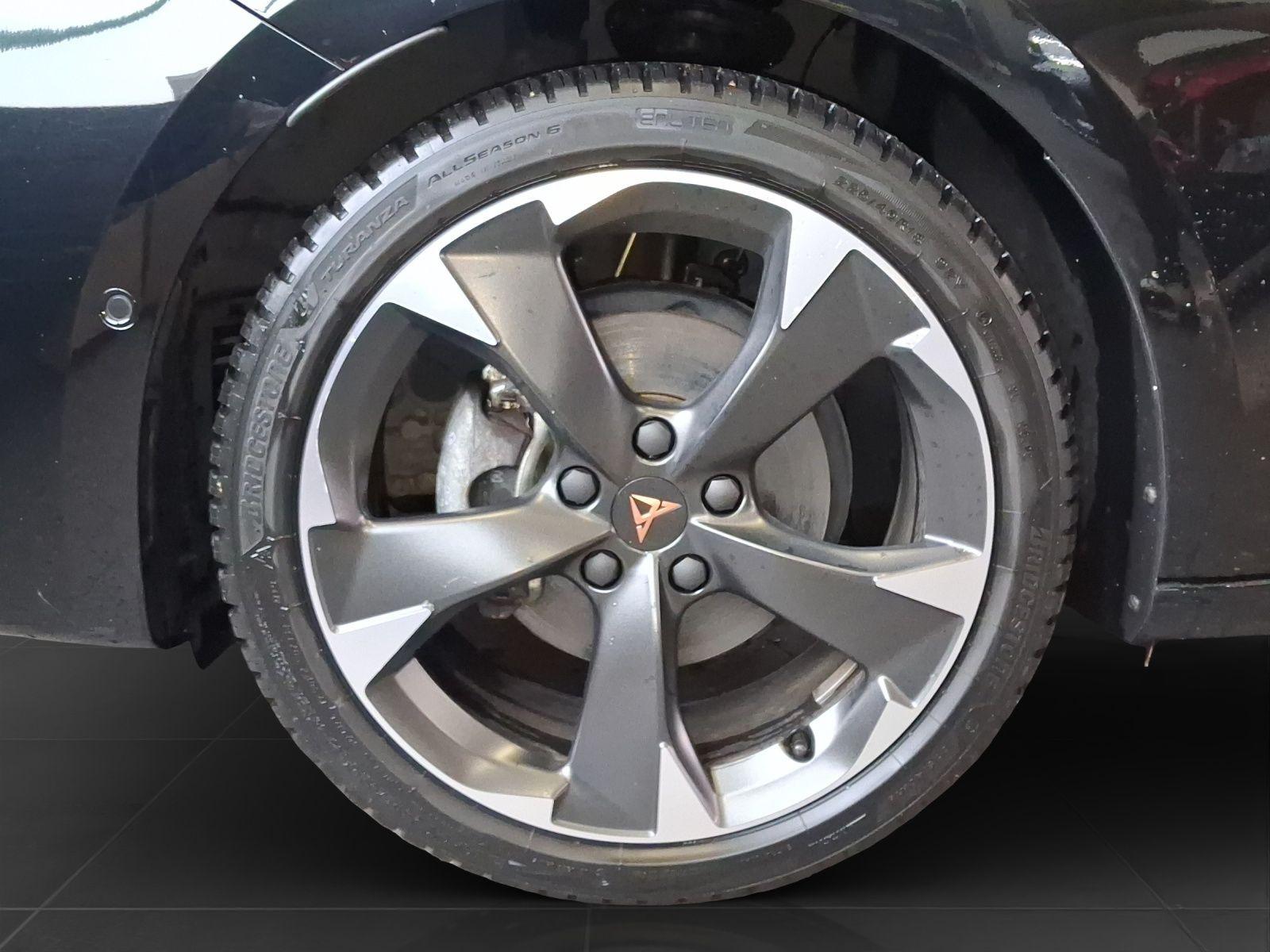 Cupra Leon Sportstourer 1.5 eTSI DSG ACC NAVI KEYLESS