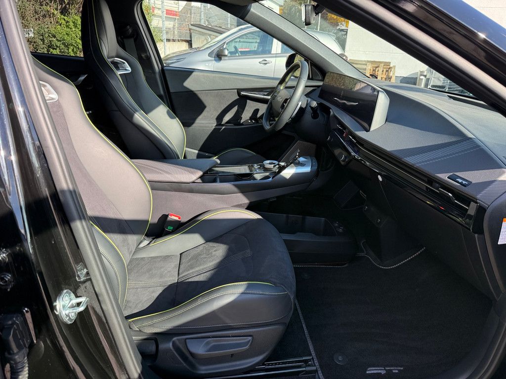 Fahrzeugabbildung Kia EV6 Elektro 77,4 kWh GT 4WD
