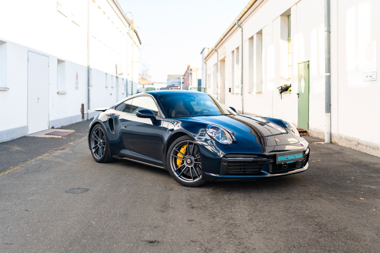 PORSCHE 992 Turbo S *NACHTBLAU / APPROVED / VOLL*