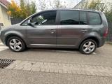 Volkswagen Touran Highline - gebrauchte VW Touran aus dem Jahr 2006