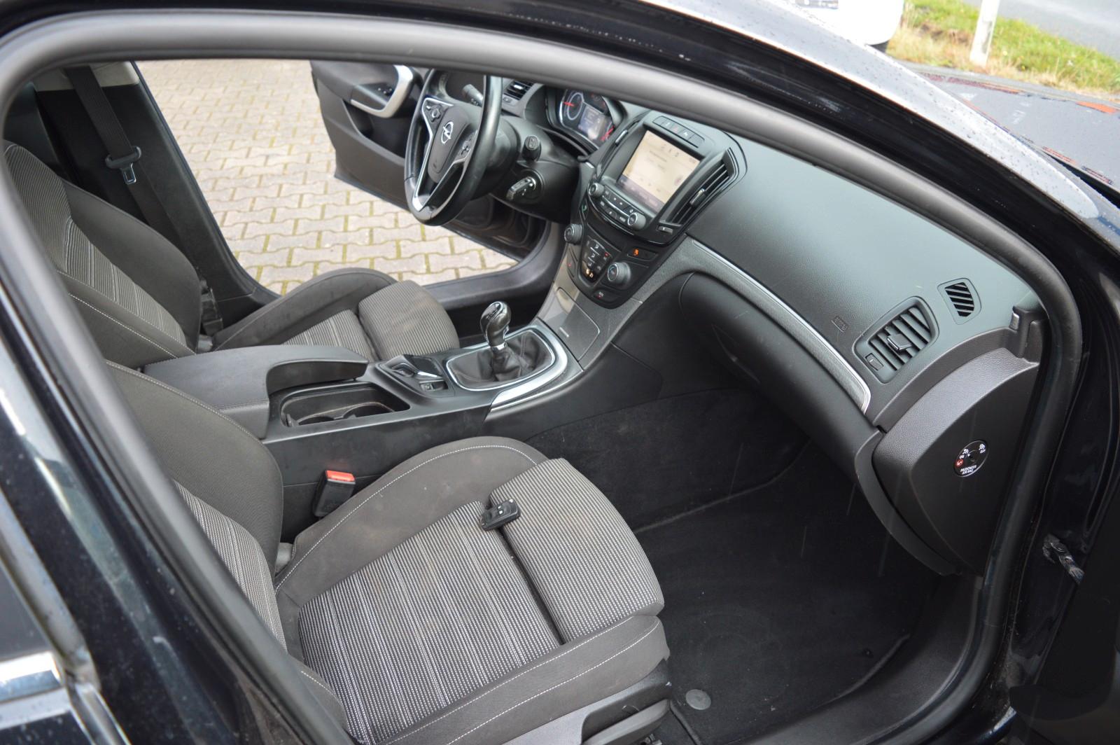 Opel Insignia 2014 — photo 14