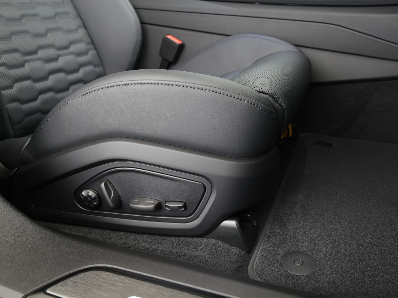 Audi e-tron GT - Bild 16