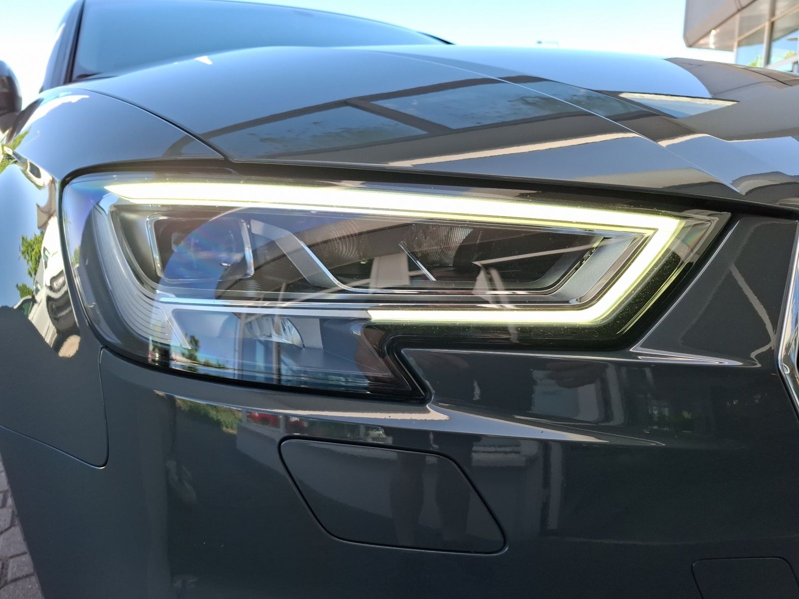 Fahrzeugabbildung Audi A3 Limousine TDI quattro sport LED NAVI SOUND