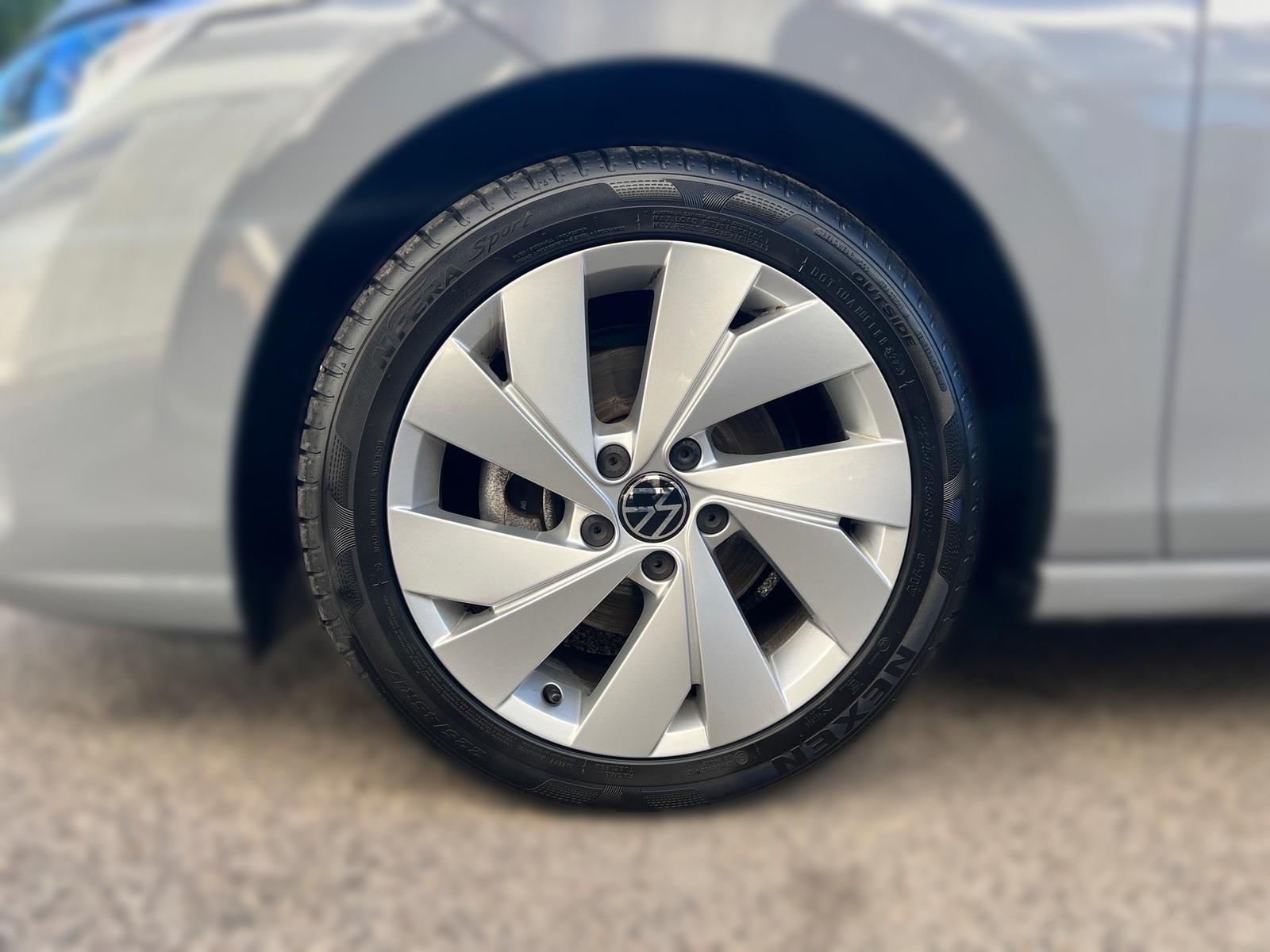 Volkswagen Golf Life *AHK*PANO*SHZ*FACELIFT*LED*APP CONNECT, миниатюра 5
