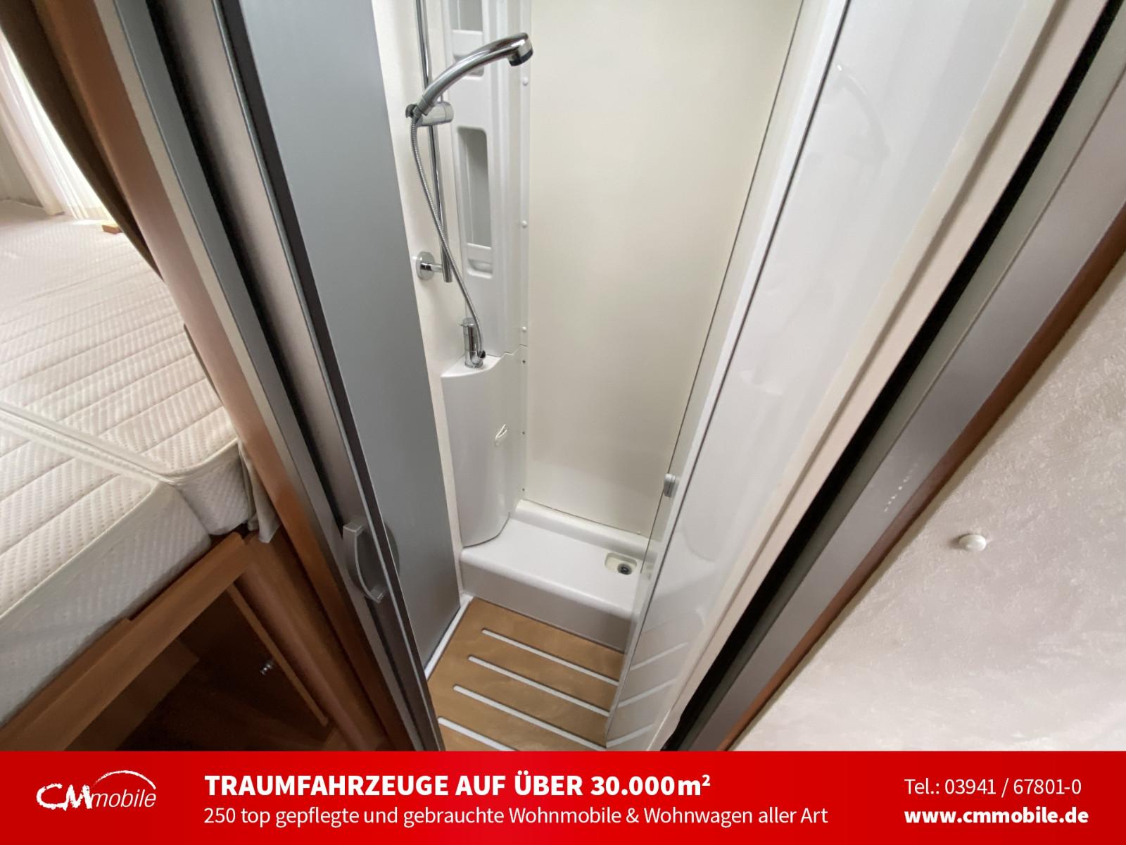 HYMER / ERIBA / HYMERCAR Exsis I 578 - Hub & Einzelbetten - Garage