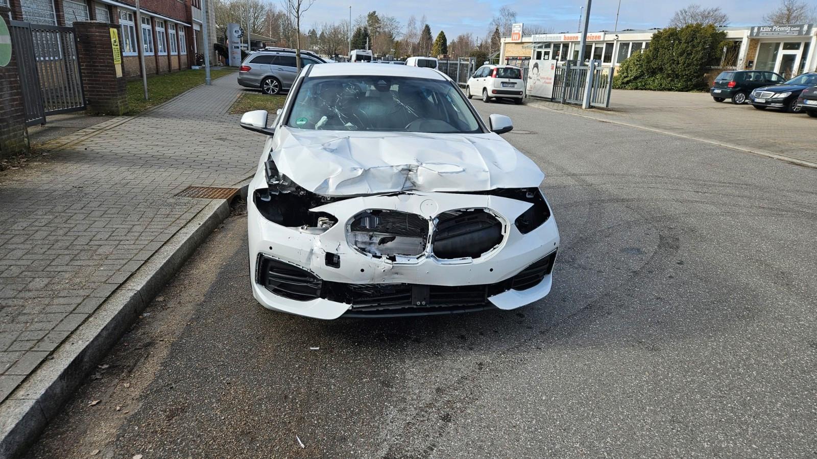 BMW 118i F40 Digital Automatik NETTO EXPORT 7.479€