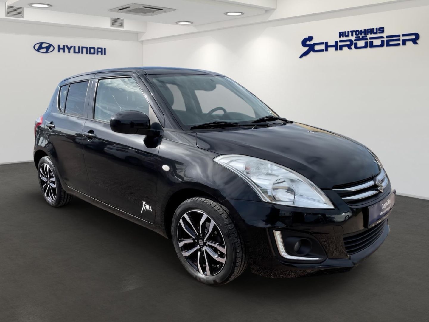 Fahrzeugabbildung Suzuki Swift 1.2 X-TRA Sitzheizung Klima Tempomat