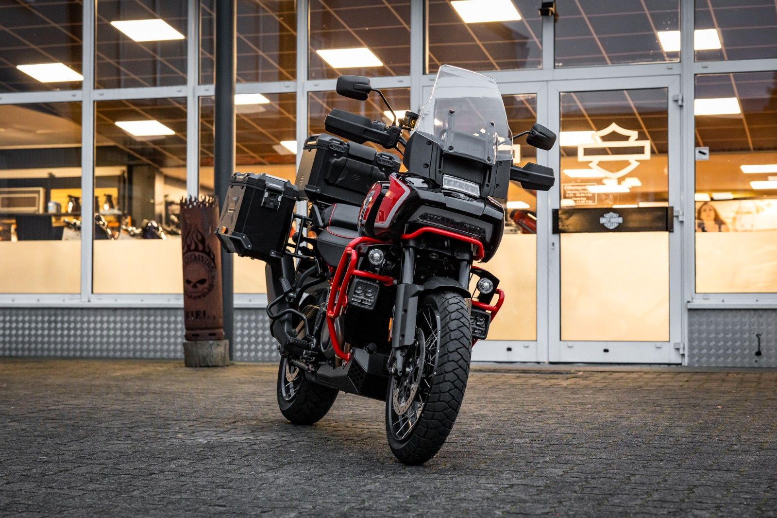 Fahrzeugabbildung Harley-Davidson RA1250SE PAN AMERICA CVO - 1.Hand