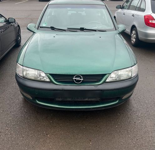 Opel Vectra-B-CC 1.8 Benzin