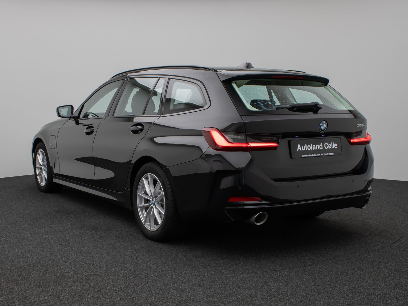 Fahrzeugabbildung BMW 330e DAB CockPit+ PDC LED Geschwindigkeitsreg