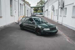 Fahrzeugabbildung Audi RS4 B5 2.7 quattro *Sportec / Goodwood Green*