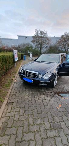 Mercedes-Benz Mercedes w211 e320 cdi limousine