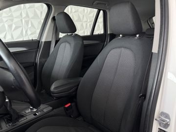 BMW X1 - 11