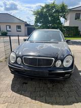 Mercedes-Benz Mercedes Benz E 320 CDI Avantgarde - Mercedes-Benz E 320 aus 2005: Cdi