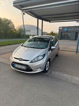 Ford FORD FIESTA 1.6 TDCI STANDHEIZUNG - Ford Fiesta aus 2011: ST