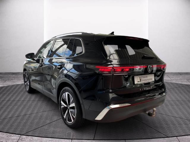 Fahrzeugabbildung Volkswagen Tiguan 1.5 eTSI DSG ELEGANCE AHK IQ.DRIVE IQ.LIG