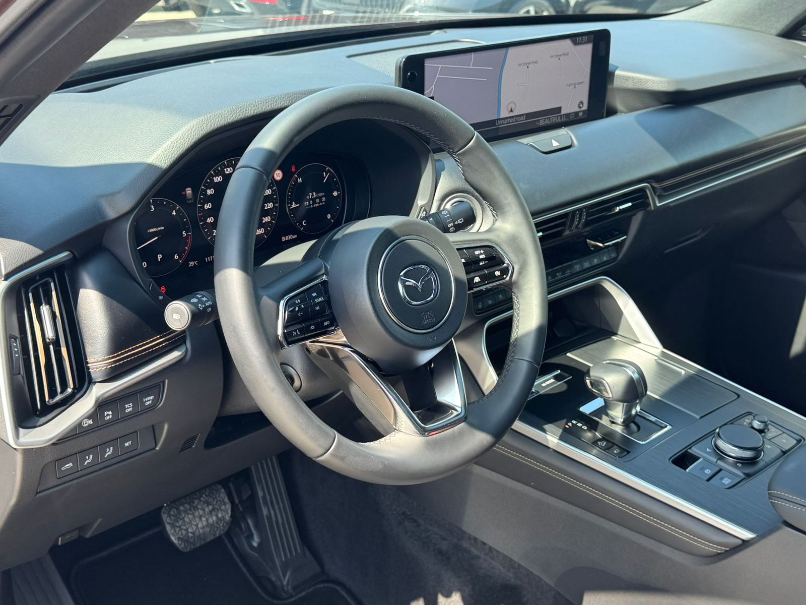 Fahrzeugabbildung Mazda CX-80 Homura+ AWD 7SIT*PANO*HUD*BOSE*NAPPA*360°