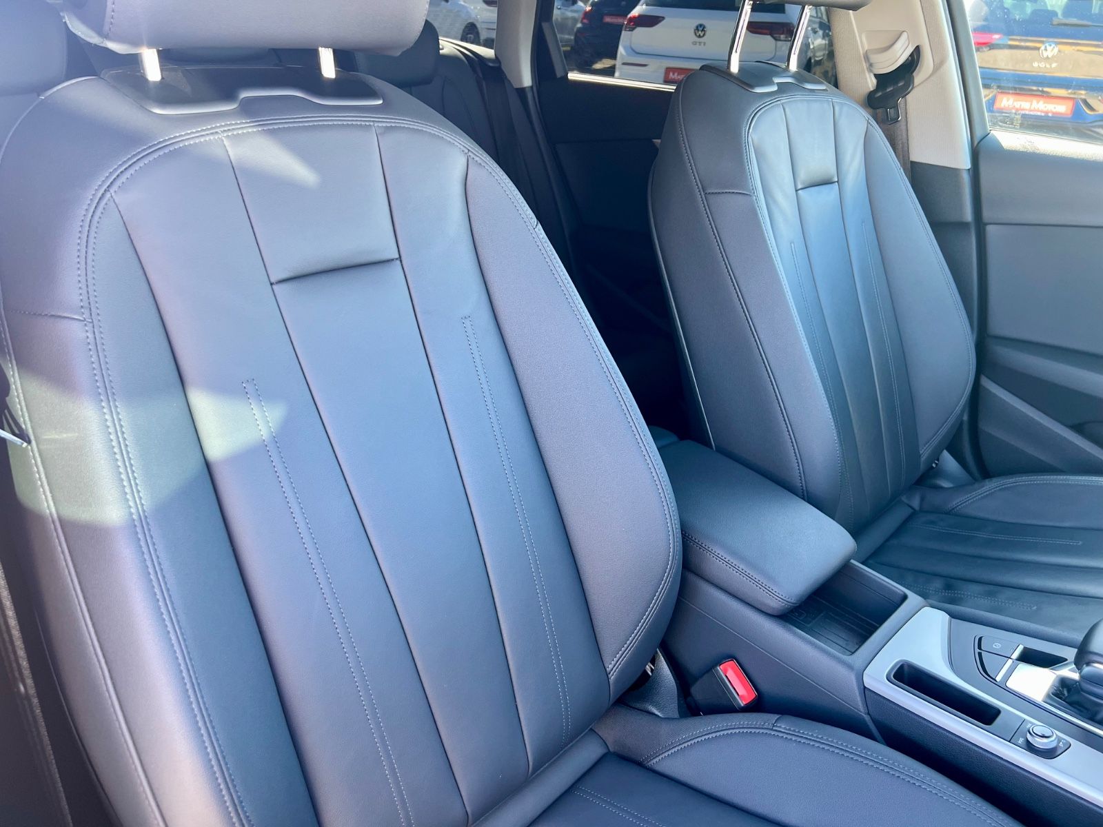 AUDI A4 Avant TDI LEDER AHK LED SHZ NAVI KAMERA