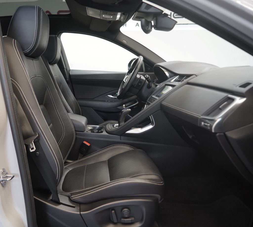 Jaguar E Pace