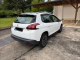 Peugeot 2008 Allure PureTech 110 Stop&Start Allure - Peugeot 2008 von privat
