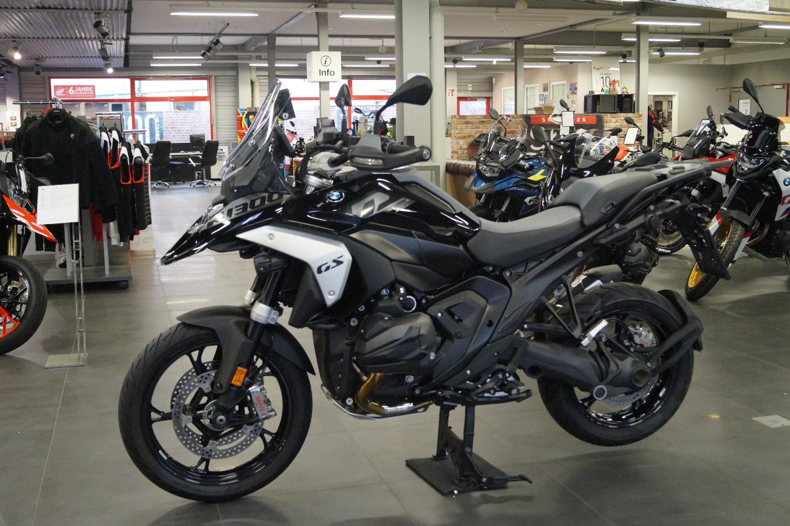 BMW R1300GS Triple Black+ACC+AFHR +2 Pakete+6 Extras