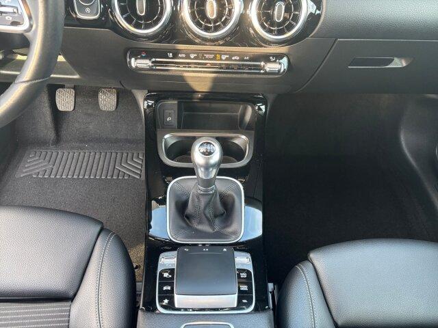 Mercedes-Benz B 180 Progressive MBUX Rückfahrkamera Tempomat