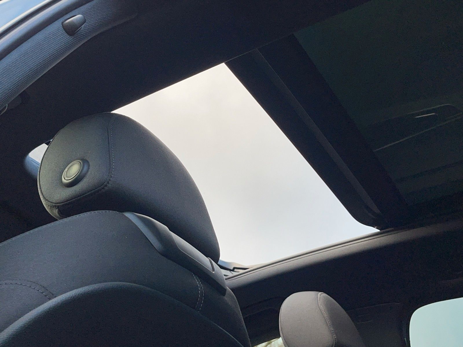 Fahrzeugabbildung Audi A4 Avant TFSI*S-line*Pano*Navi*Aktionsangebot*