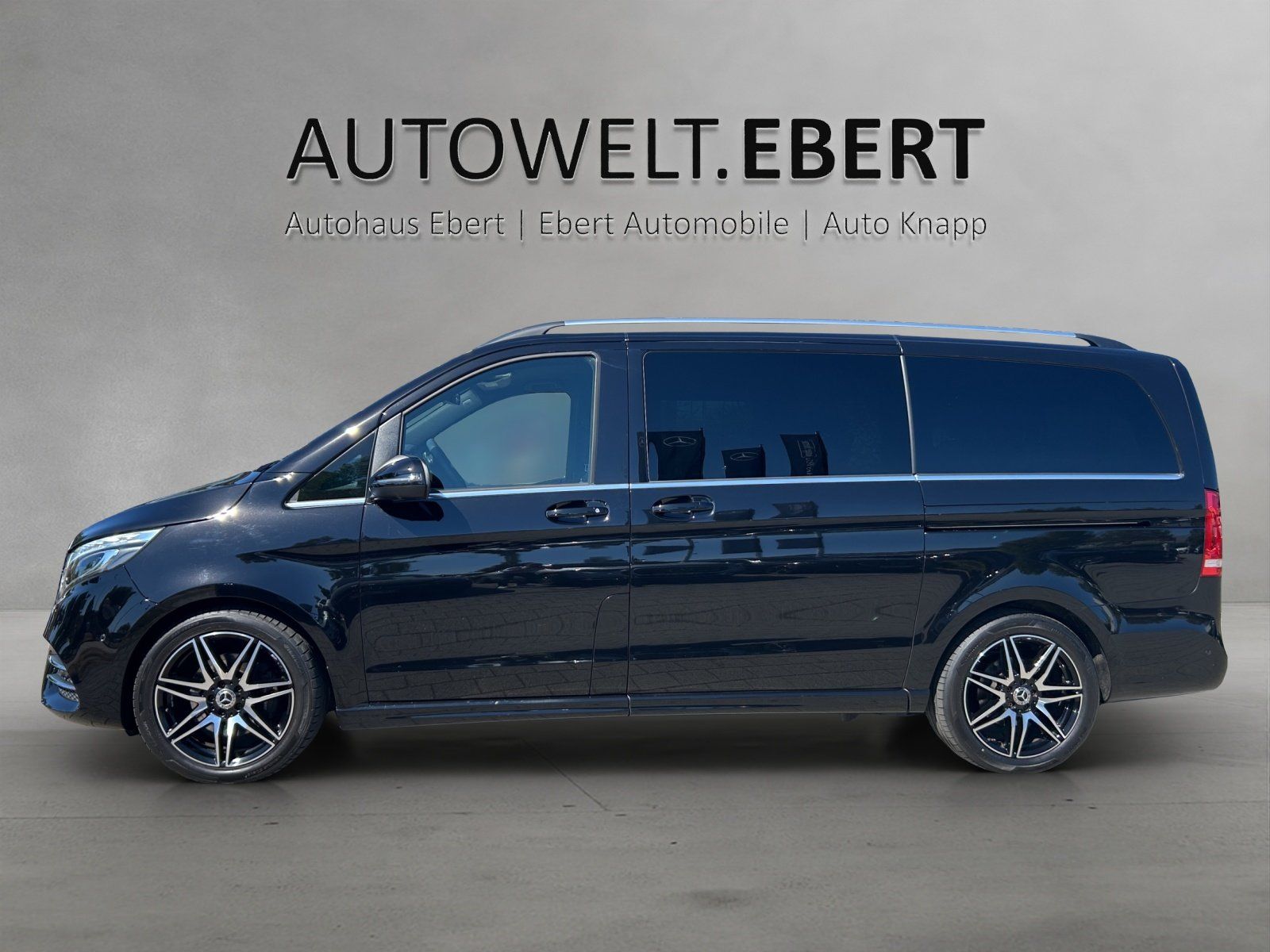 Fahrzeugabbildung Mercedes-Benz V 300 d AVANTGARDE EDITION Lang AMG Distro 360°