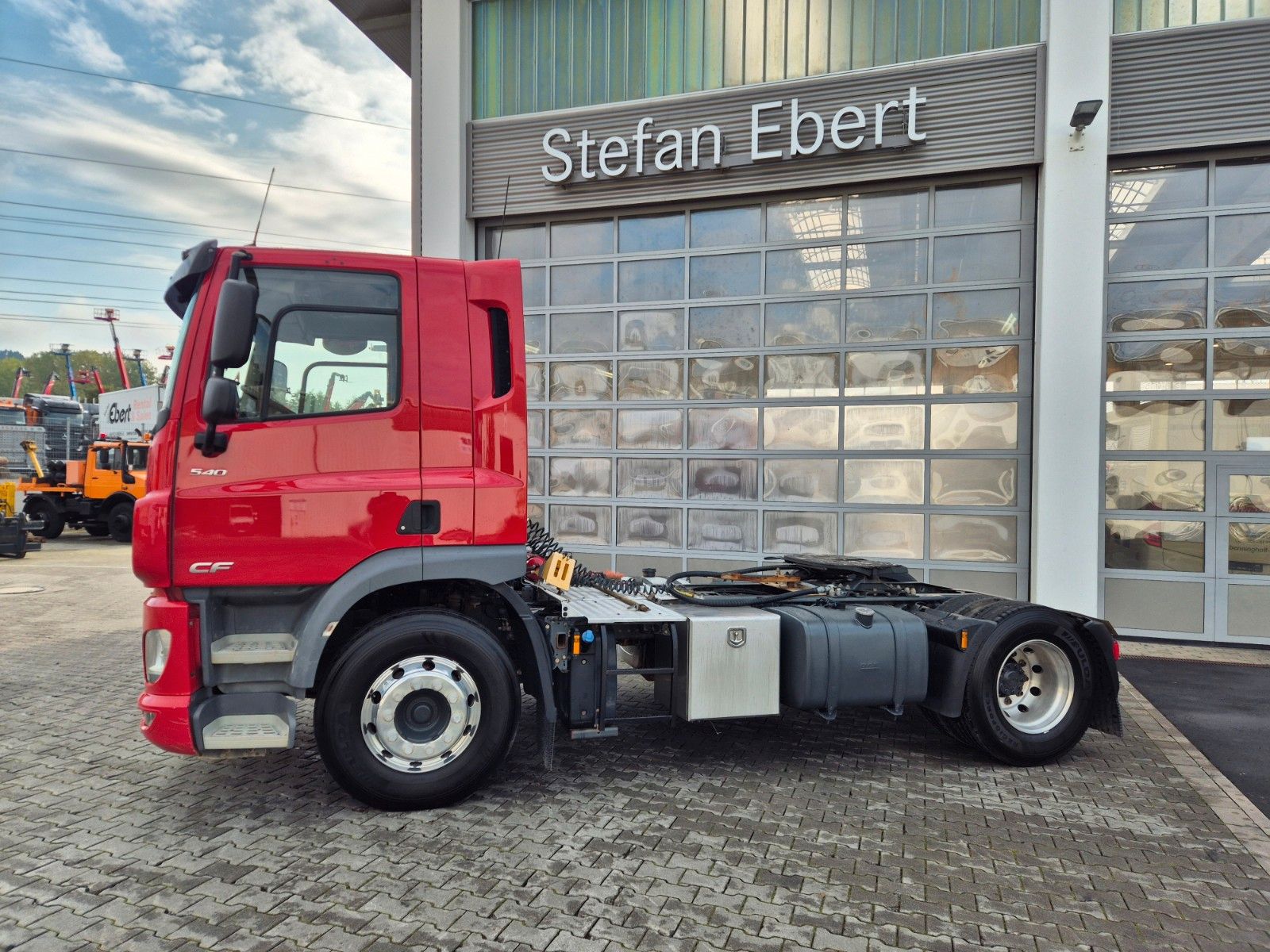 Fahrzeugabbildung DAF CF 450 FT 4x2 Hydraulik Alu-Felgen