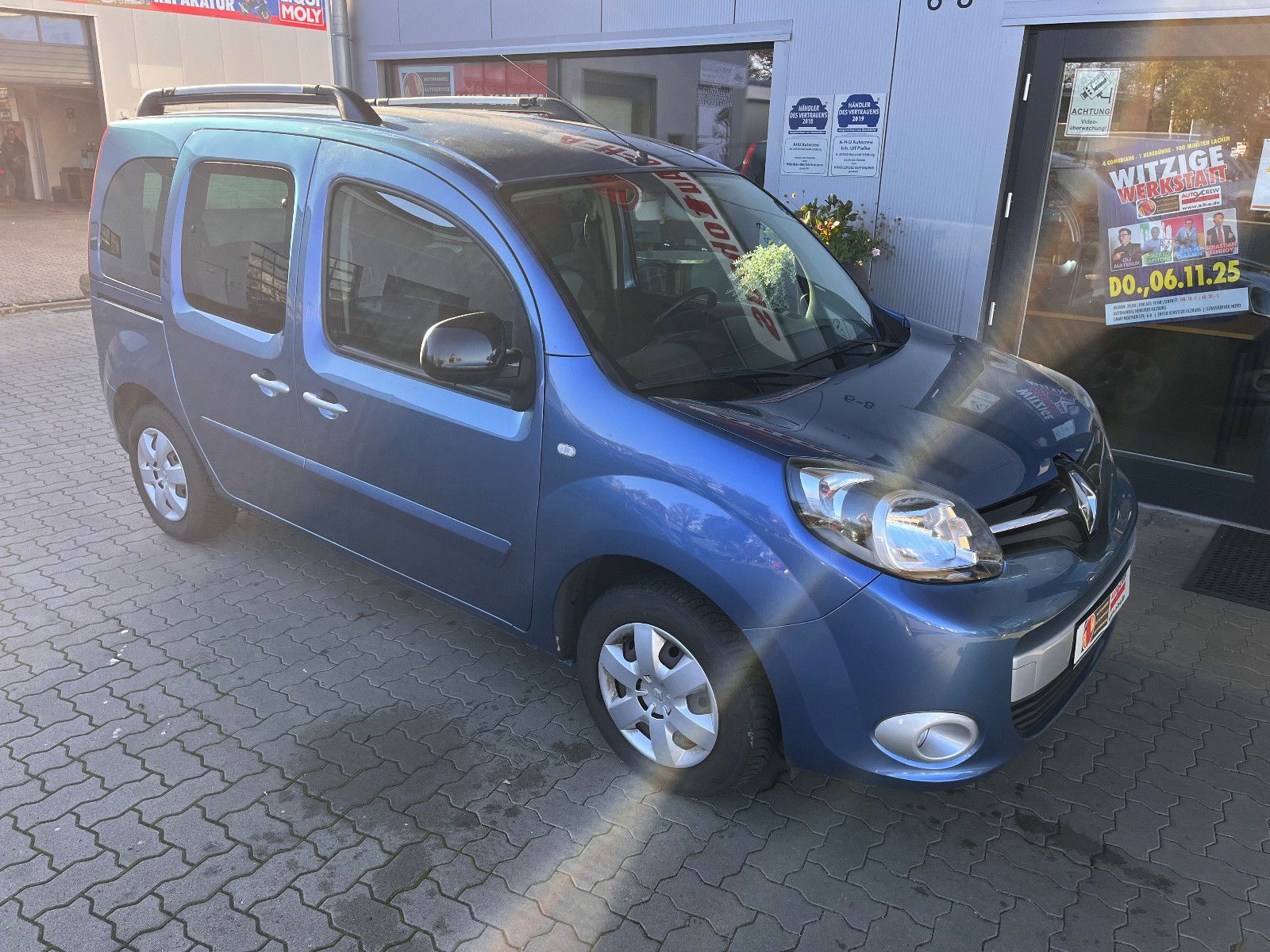 Fahrzeugabbildung Renault Kangoo Limited 1.2
