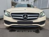 Mercedes-Benz E 220 d T Avantgarde, §25a, Kamera, LED - Mercedes-Benz E 220: Beige