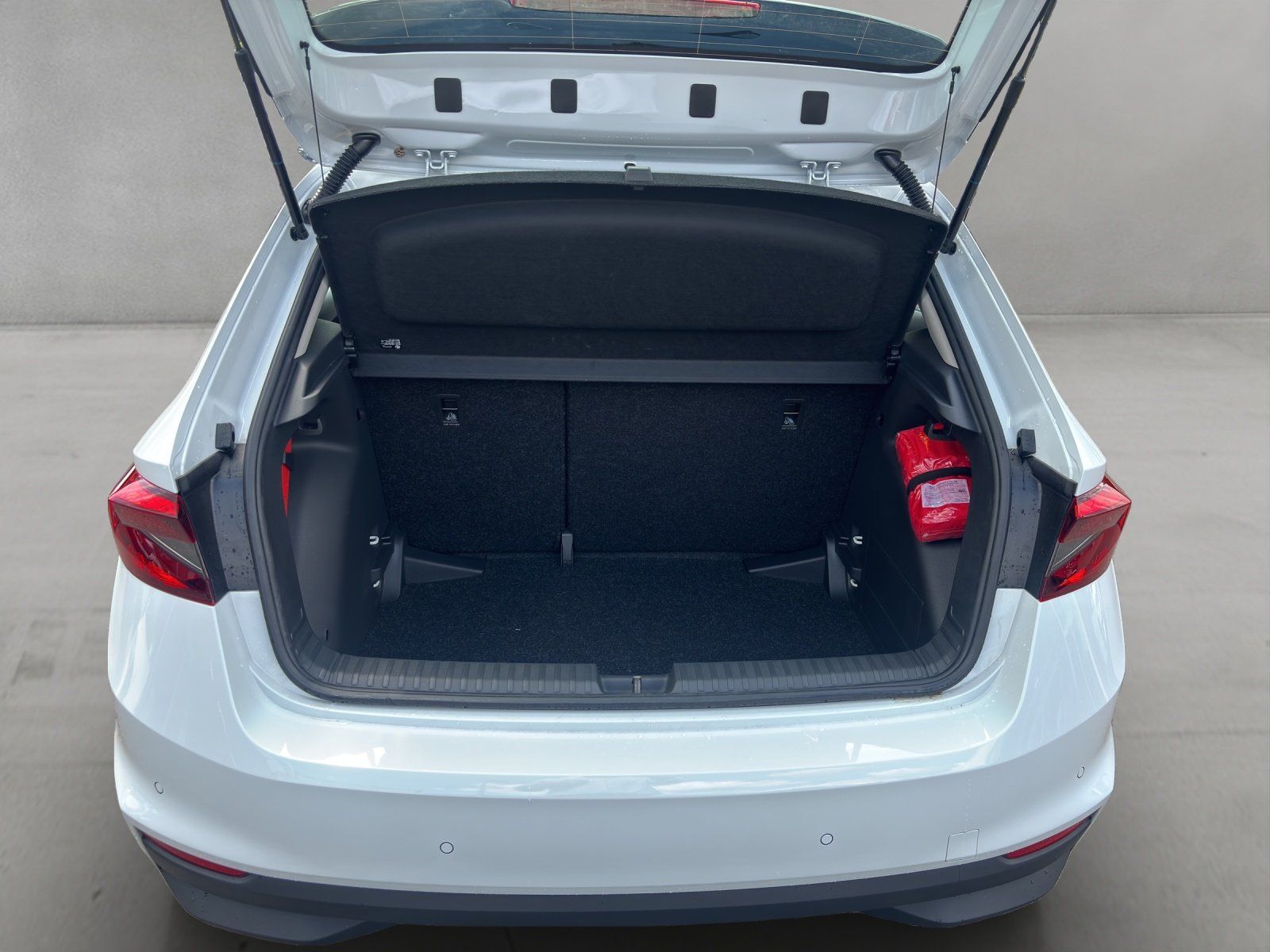 Fahrzeugabbildung SKODA Fabia Essence 1,0 TSI 70 kW