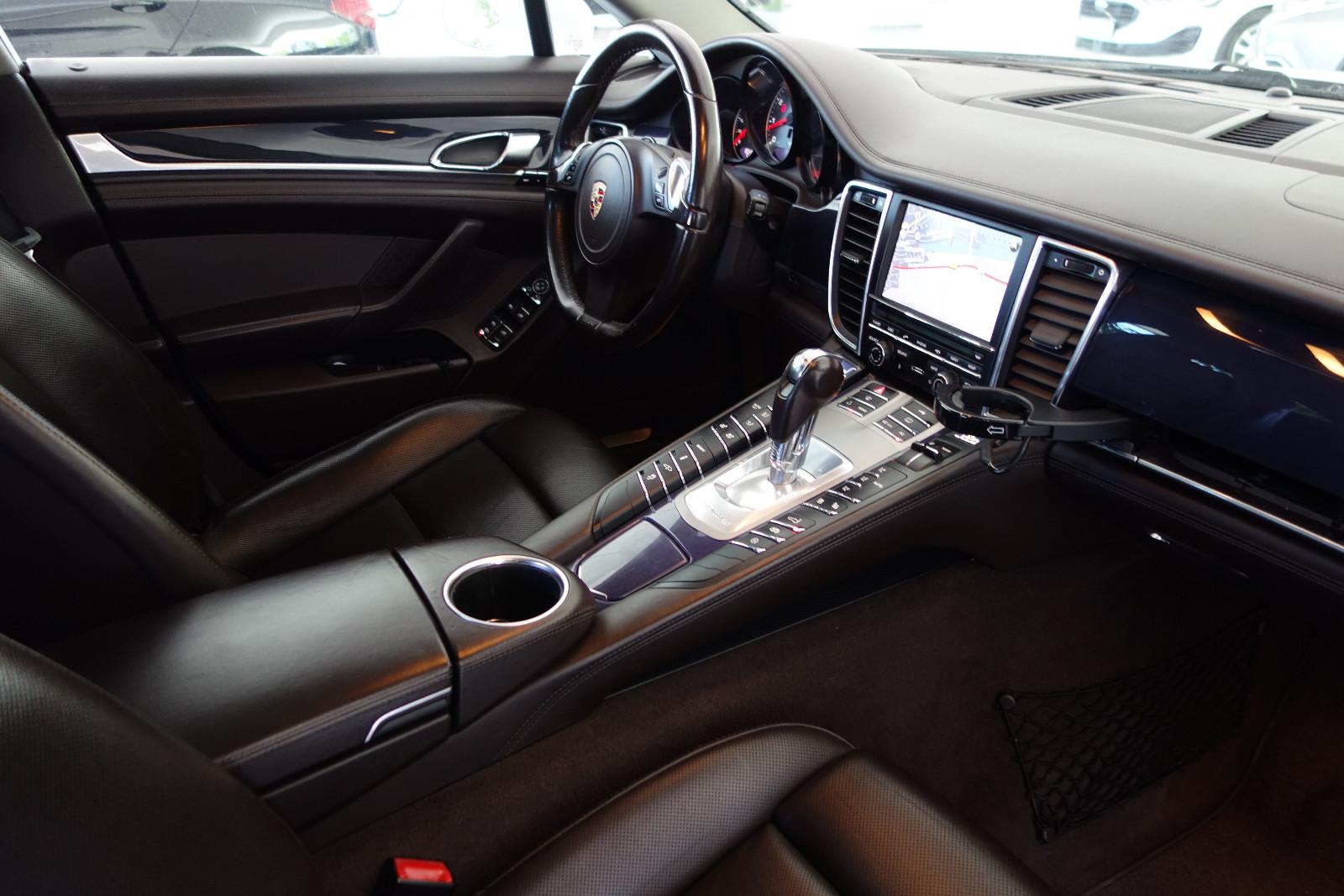Porsche Panamera 4S 4.8 V8 400ch PDK Pack GTS Design 22" BOSE Toit ouvrant Échappement sport Caméra PASM